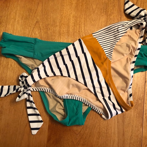 Free People Other - 💜 Lot of 2 Free People bikini bottoms 💜